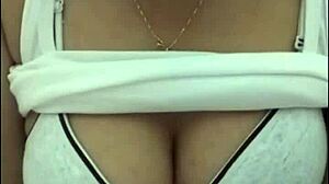 Big Tits Webcam Show