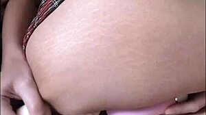 Novinha se masturbando