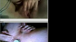 Teen chats on sexy webcam