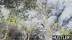 Keisha Gray fingered wildly in shower!