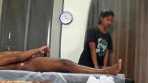 Gizli Kamera Buharlı Mutlu Son Masajını Yakalıyor