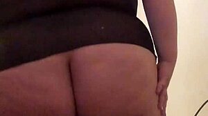 Huge ass bbw enjoys outdoor relaxation