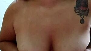 Masturbating Siririca Close To The Camera