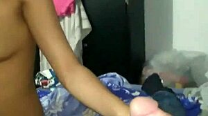 Sexo Real Con Mi Hermanastra Cuando Entra A Limpiar Mi Habitación