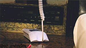 o garcom do hotel fudendo hospede