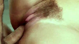 Budak Tentera Jumpa Stepmom Susu Besar?