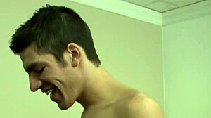 Straighty guy gives head and rides in gay encounter