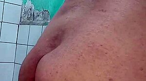 Relaxing to stimulate the ass tomorrow