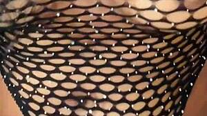 Mature Ass Teases Monster Cock In Voyeur Masturbation Session