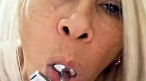 Milf Plays With Dildo In Her Pussy For Fetish Fun