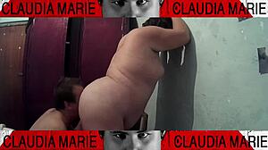 Enjoying the taste of a fat woman's vaginal fluids is kinky