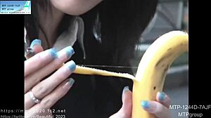 Nko-7 Screams, 'Finger My Nails!'