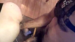 Watch this hardcore gay fisting session bareback