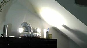 Buzzingbirdz Olga squirt machine mops floor