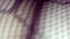 lovie takes it rough with fisting 😈