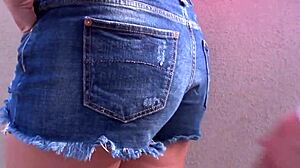 Watch this busty babe masturbate?