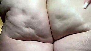 She cannot hide everything in her big ass