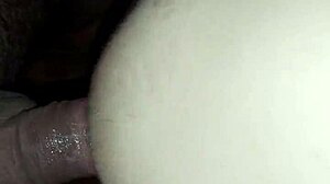 what's happening when friends have sexo together?