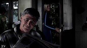 i saw dis supernatural sexy bikini girl swimmin, it wuz amazin