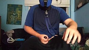 Watch Me Masturbate In My Chastity Cage!