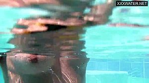 minnie and eduard fuck in pool