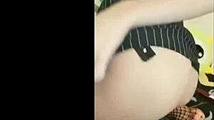 アジアンキャムガールが熱いソロアクションで画面を熱くする