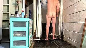Gay Shower Fetish
