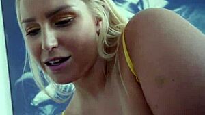 i'm stretching out his hot stepmother vanessa cage, oh man