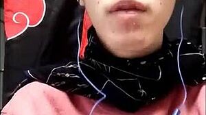 asian gay japanese guys chatting 😏