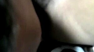 chupando vagina mojada