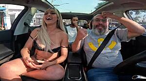 Evy Kethlyn joins our ride, packed car causing chaos on streets