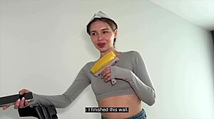 Amateurs get it dirty with dirty talk and deepthroat blowjobs