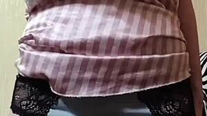 elza kom's pussy teasing in tight panties?