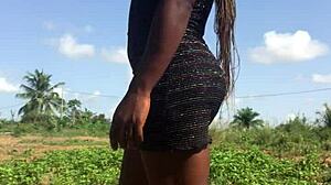 Crazy Bitch Twerks Big Ass Outdoor