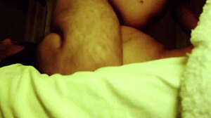 Haciendo Chillar A Mi Puta