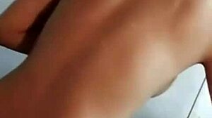 E Trang Nguyễn Bigo Caught Bare While Bathing on Web Chat