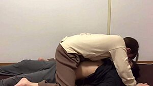 Youtube初撮影後にド イケメン男を乳首責めフェラと中出し騎乗位で襲っちゃいました。- えむゆみカップル
