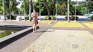 Tourist Hooks Up With Petite Brazilian Clara Lady Snow For Wild 1on1
