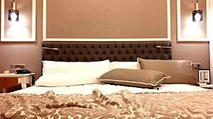 Gostosa solo cum scene