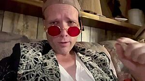 Youtube star mchenry cruiser sucks and licks cock like a porn jesus, amateurs watching his blowjob skills?