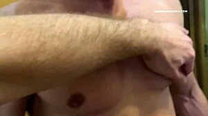 Bodybuilder Mars Barcelona and Javi Velaro Engage in Gay Action with Big Cocks