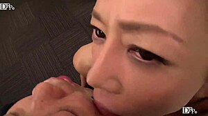 Asian japanese shaved mature woman deep kisses and pees.