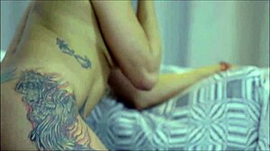 essa tarada por serventes, evy kethlyn, chupando o tony tigrão até o cumshot, ele disse.