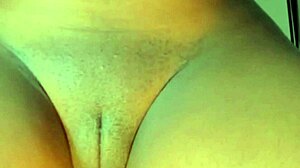 Big tits homemade brunette gets pumzzy centerfold