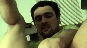 Small Hole Stretches Around Big Plug!