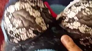 estrenando la lenceria usada que me regalo mi tia