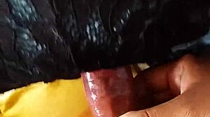 estrenando la lenceria usada que me regalo mi tia