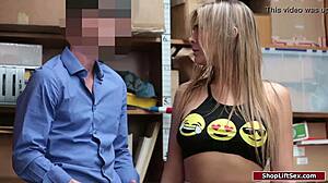 Thief fucks police officer