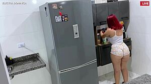 She Pretends to Be an Employee for Gay Voyeur Fun with Her Huge Ass?