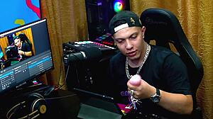 Sex in podcast! She pulled his cock out and jerked with toy. Havena Cep full on Red Sheer.